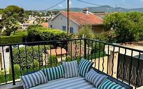 Chic T2 Vue Mer Terrasse Clim&Parking à Sanary